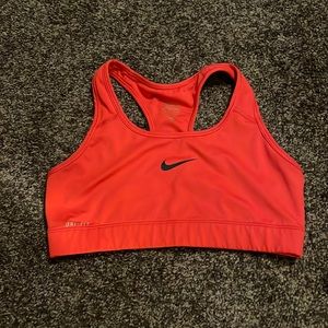Nike Bra size M